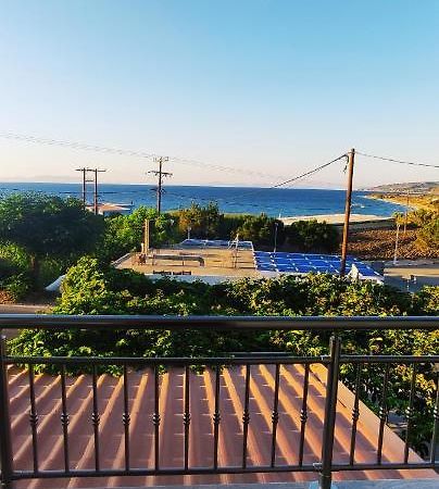 Makedonia Studios At Harbour Of Kamiros Skala Exterior foto